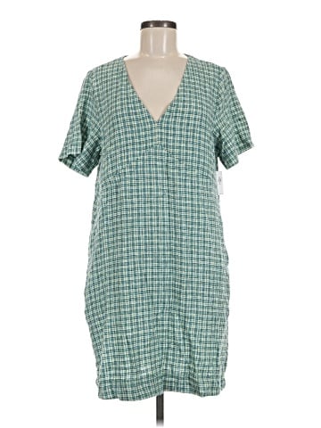 Old Navy Casual Dress (view 1)