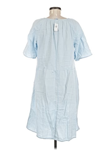 Old Navy Casual Dress (view 2)