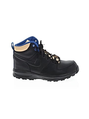 Nike Boots (view 1)