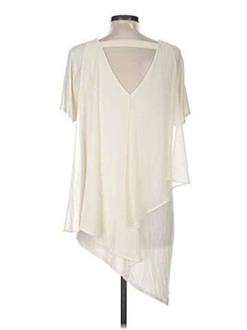 Lisa Rinna Short Sleeve Top (view 2)