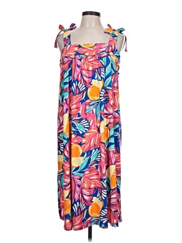 Crown & Ivy Casual Dress (view 1)