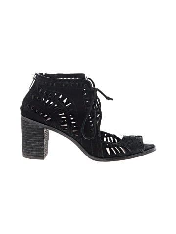 Vince Camuto Sandals (view 1)