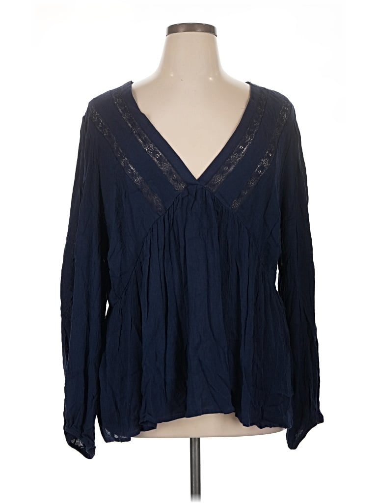 Torrid Long Sleeve T-shirt In Blue