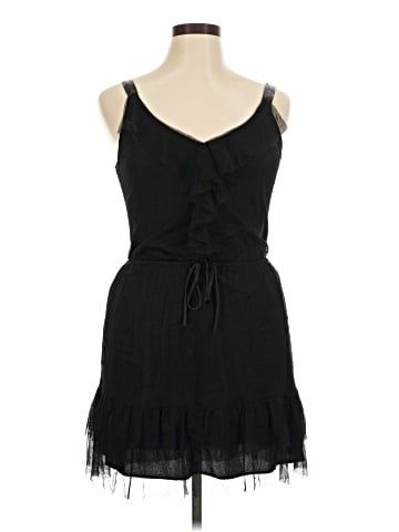 Xhilaration Cocktail Dress (view 1)