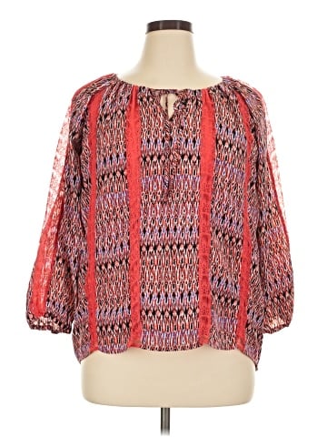 Hot In Hollywood 3/4 Sleeve Blouse (view 1)