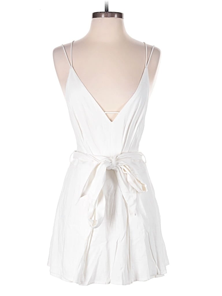 Pre-owned Akira Romper In White