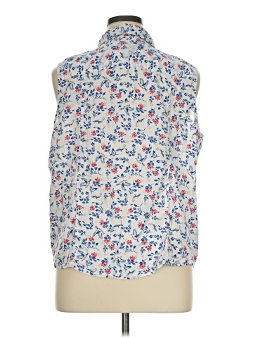 Karen Scott Sleeveless Button-Down Shirt (view 2)