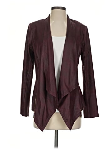 Courage. b Blazer (view 1)