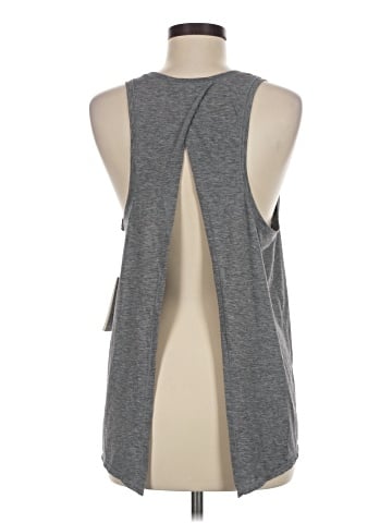 Gap Fit Sleeveless T-Shirt (view 2)