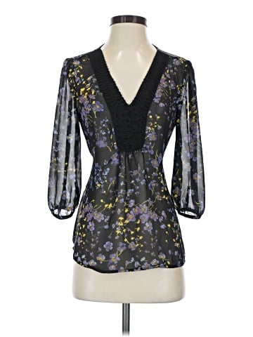 Elle 3/4 Sleeve Blouse (view 1)