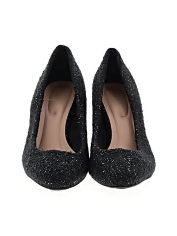 Kelly & Katie Heels (view 2)