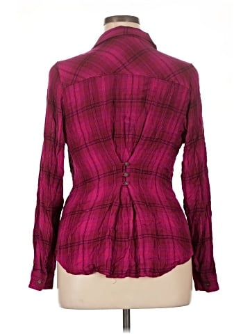Maurices Long Sleeve Button-Down Shirt (view 2)
