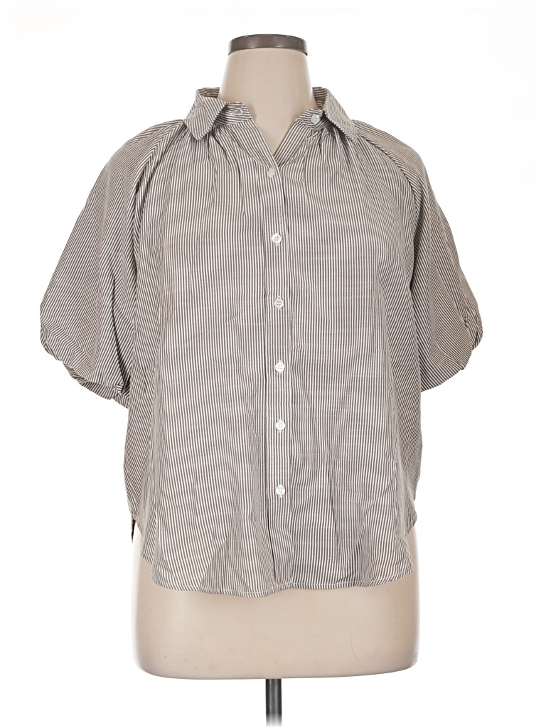 Pre-owned Max Studio Short Sleeve Blouse In Gray