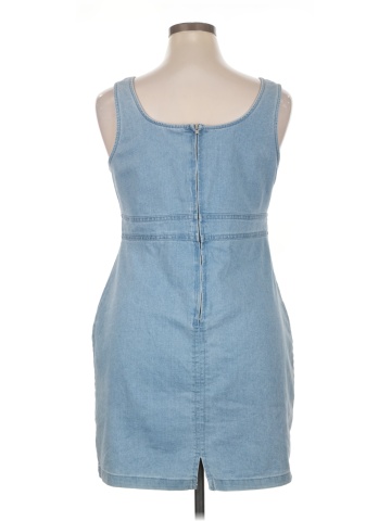 No Boundaries Casual Dress (view 2)