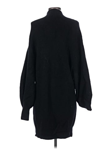 Banana Republic Turtleneck Sweater (view 2)