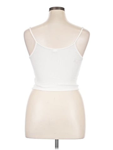 colsie Tank Top (view 2)