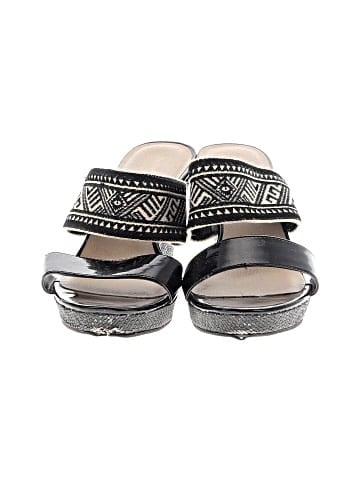 Coach and Four Wedges (view 2)