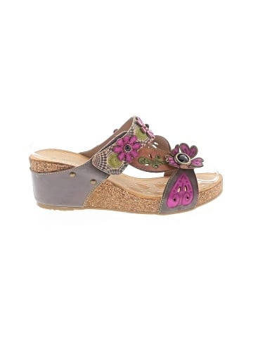 L'Artiste Wedges (view 1)