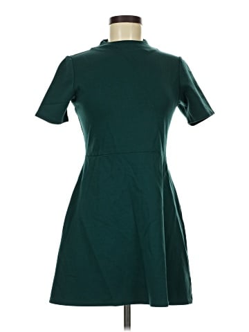 Slate & Willow Casual Dress (view 1)
