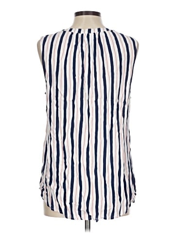 Liz Claiborne Sleeveless Button-Down Shirt (view 2)