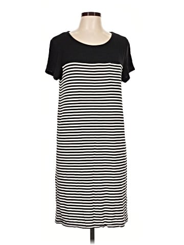 Forever 21 Casual Dress (view 1)