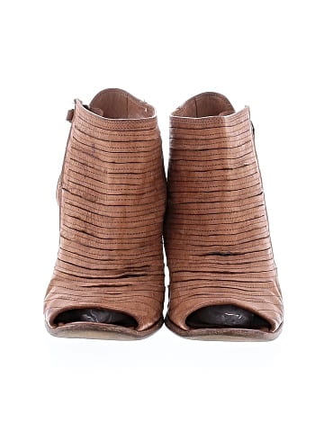 Paul Green Ankle Boots (view 2)