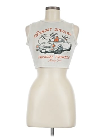 Romwe Sleeveless T-Shirt (view 1)