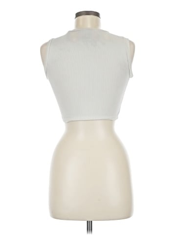 Romwe Sleeveless T-Shirt (view 2)