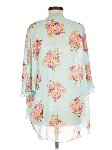 Charlotte Russe Kimono (view 2)