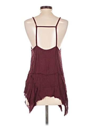 Melrose and Market Sleeveless Top (view 2)