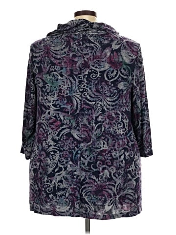 Catherines Poncho (view 2)