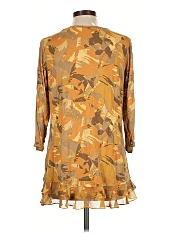 LOGO by Lori Goldstein 3/4 Sleeve Blouse (view 2)