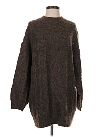 American Eagle Outfitters Pullover Sweater (view 1)