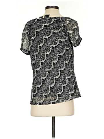 Due Per Due Short Sleeve T-Shirt (view 2)