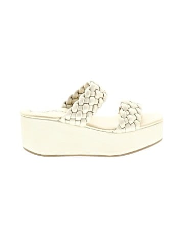 Matisse Wedges (view 1)
