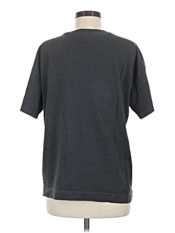 Old Navy Short Sleeve T-Shirt (view 2)