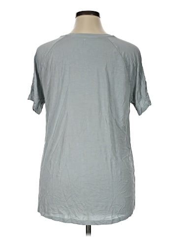 American Eagle Outfitters Short Sleeve T-Shirt (view 2)