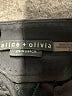 Alice + Olivia Solid Black Shorts Size 8 - photo 3