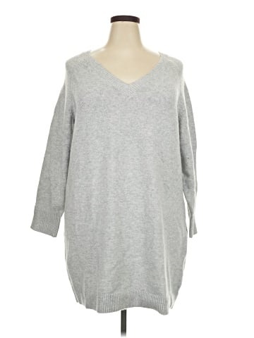 Old Navy Pullover Sweater (view 1)