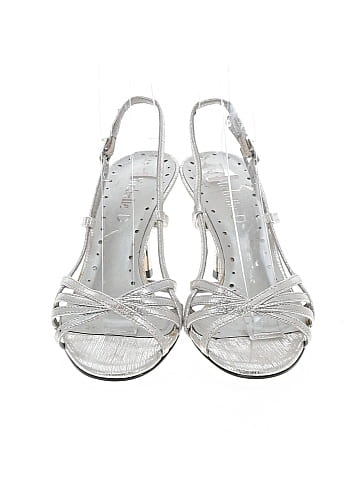 Michelle D. Sandals (view 2)