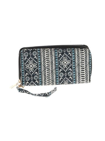 Unbranded Wristlet (view 1)