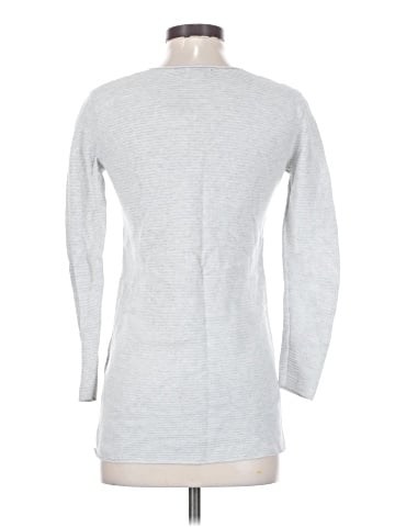Old Navy Pullover Sweater (view 2)