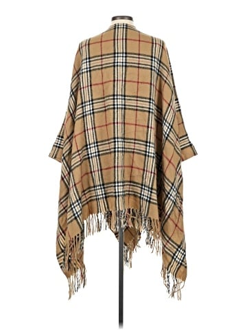 V.Fraas Poncho (view 2)
