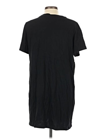 Old Navy Casual Dress (view 2)