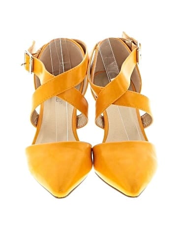 ASHRO Heels (view 2)