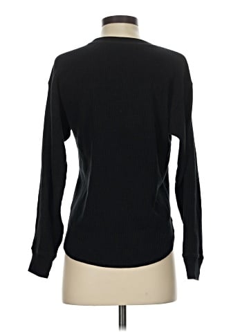Uniqlo Pullover Sweater (view 2)