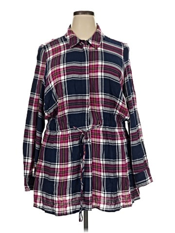 Lane Bryant Long Sleeve Button-Down Shirt (view 1)