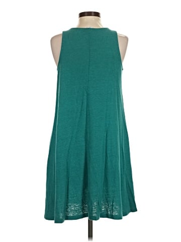 Old Navy Casual Dress (view 2)
