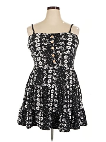 No Boundaries Cocktail Dress (view 1)