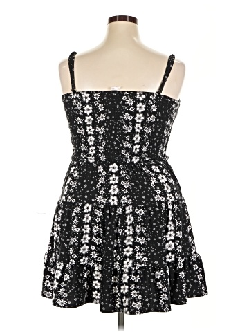 No Boundaries Cocktail Dress (view 2)